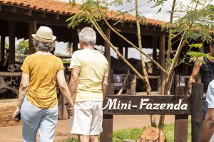 Entrada da Mini-Fazenda do Barretos Country Resort
